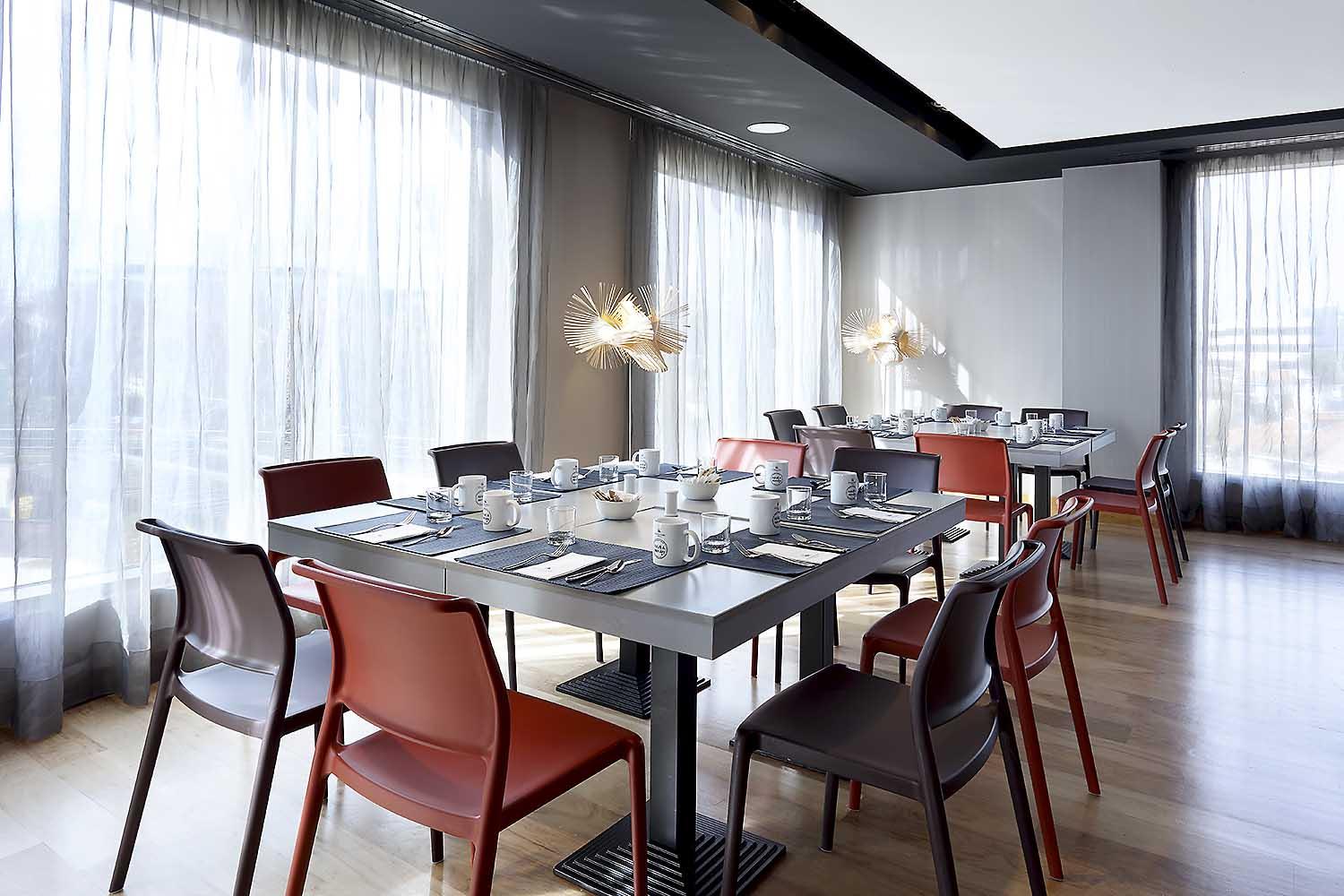 Eurostars Madrid Congress Hotel Алкобендас Екстериор снимка