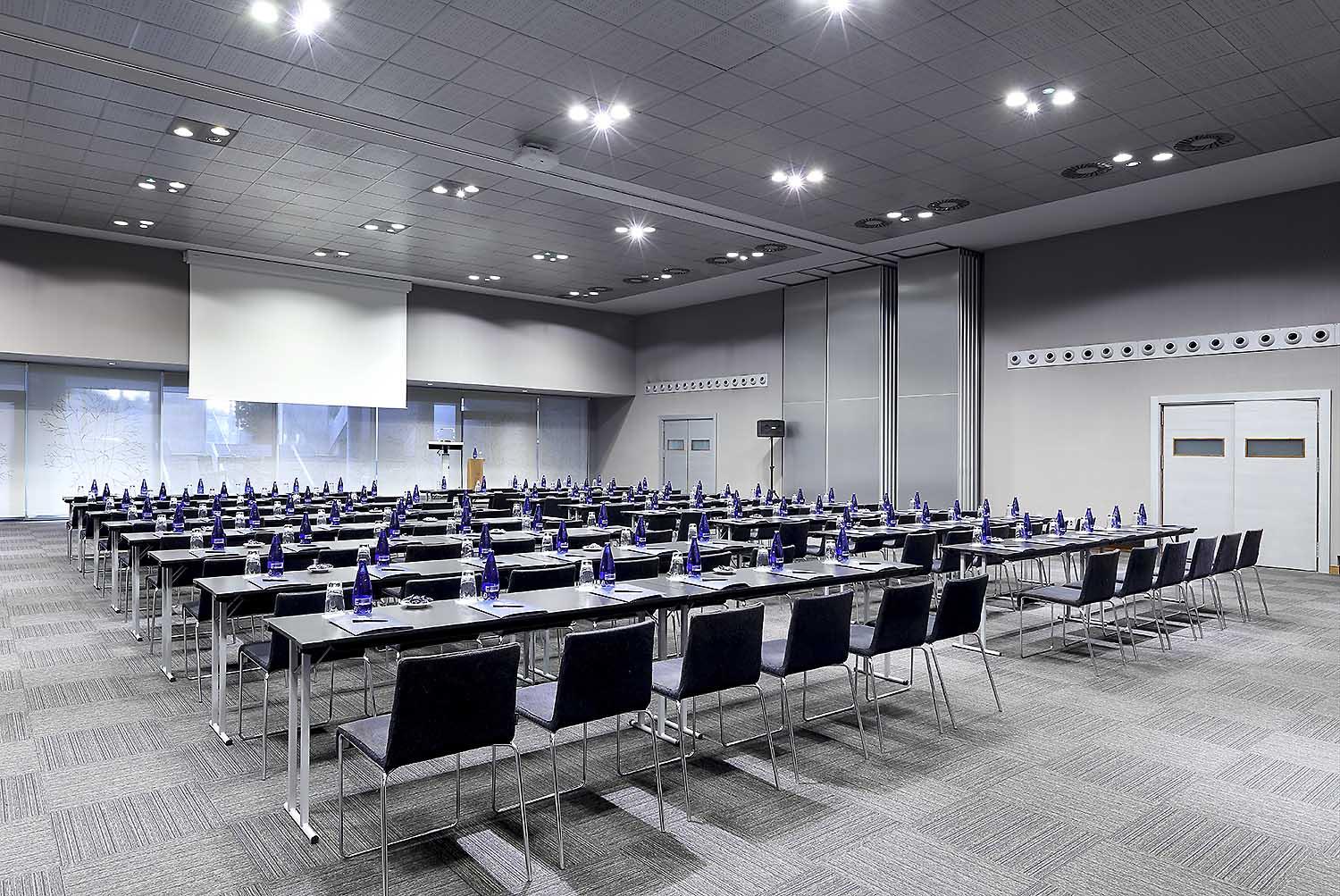 Eurostars Madrid Congress Hotel Алкобендас Екстериор снимка