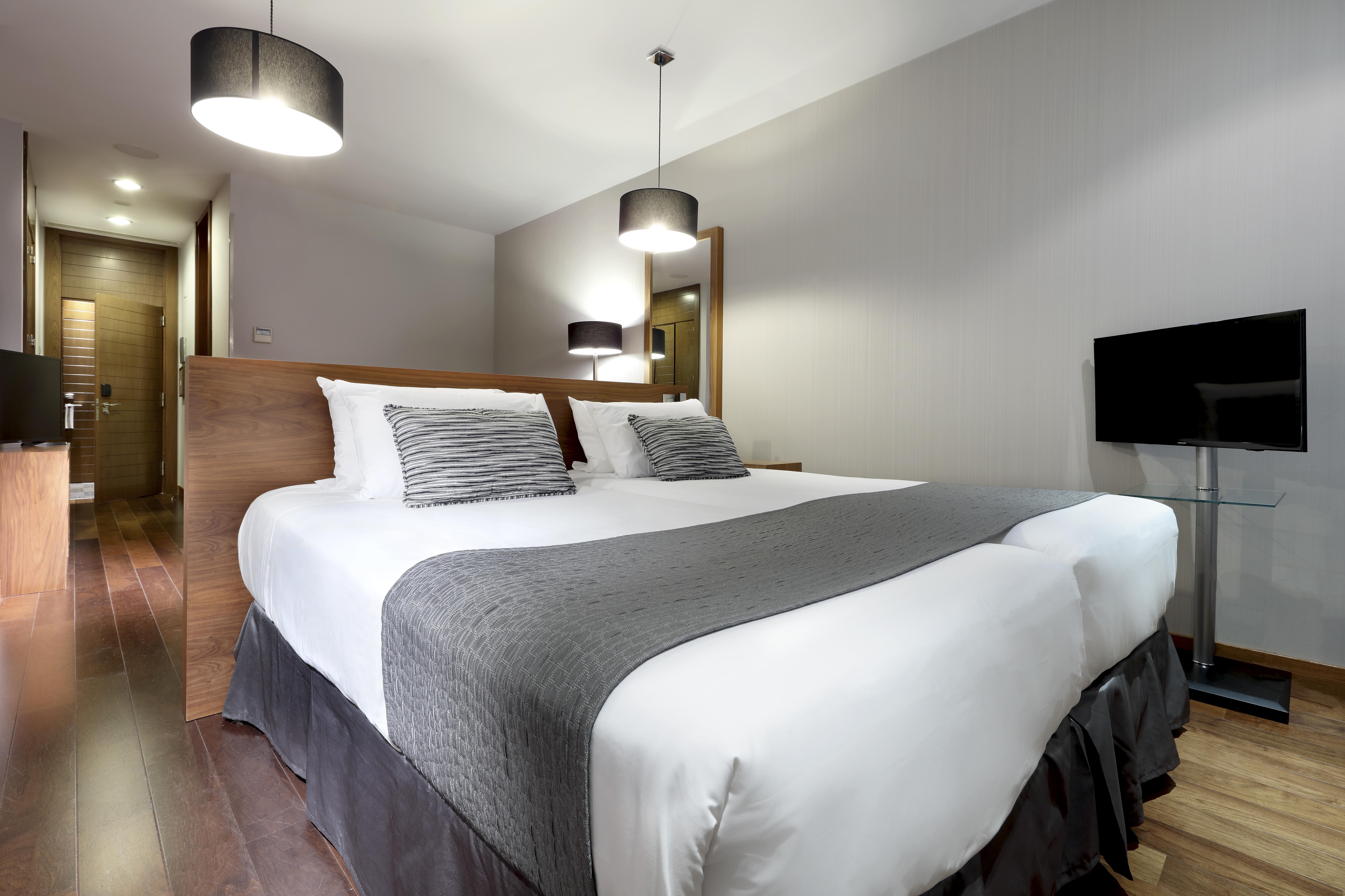 Eurostars Madrid Congress Hotel Алкобендас Екстериор снимка