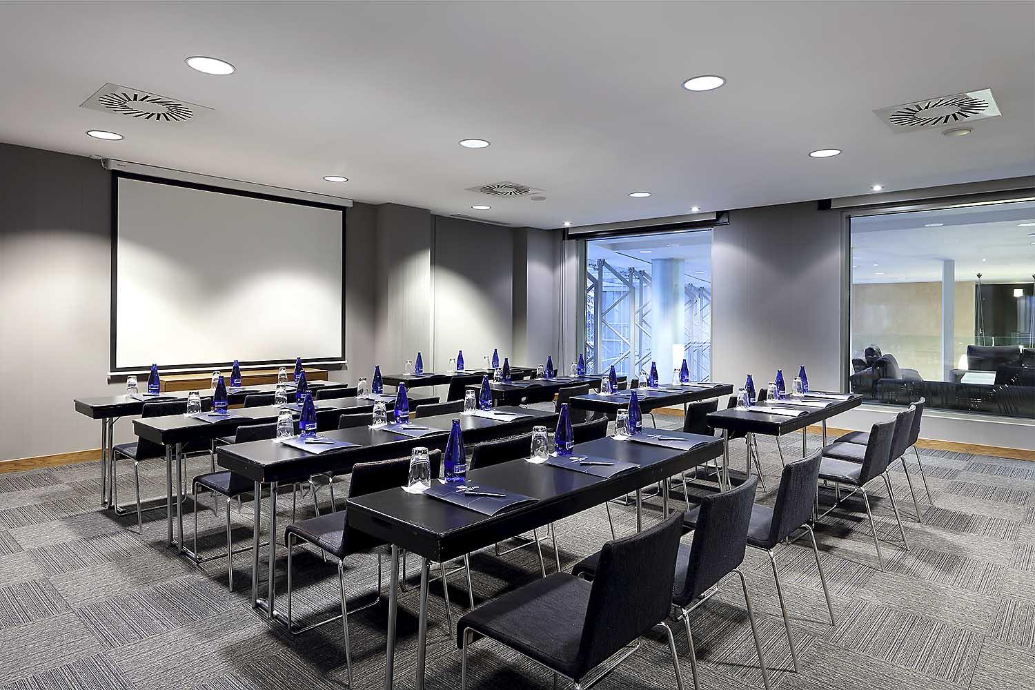 Eurostars Madrid Congress Hotel Алкобендас Екстериор снимка
