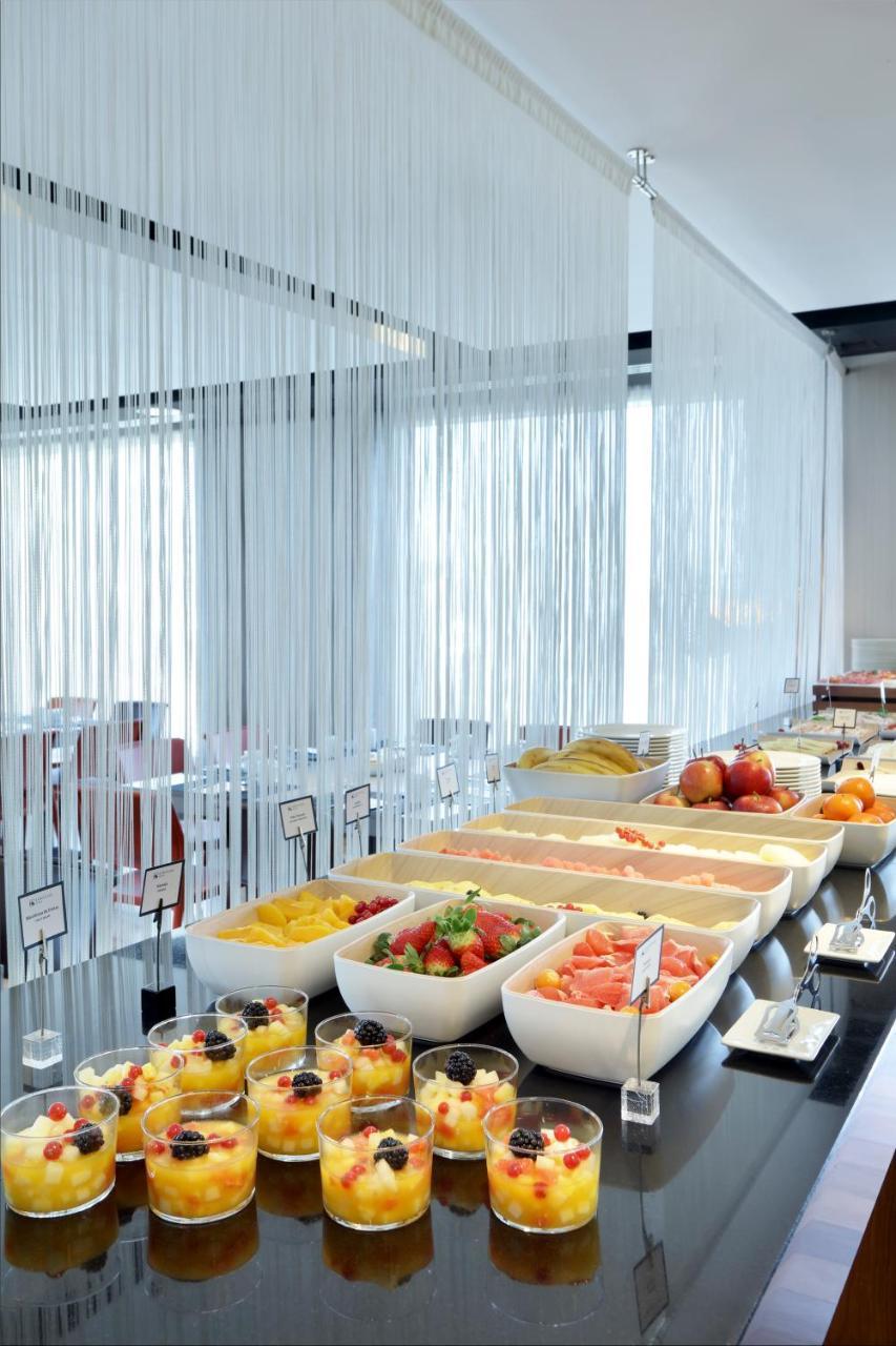 Eurostars Madrid Congress Hotel Алкобендас Екстериор снимка