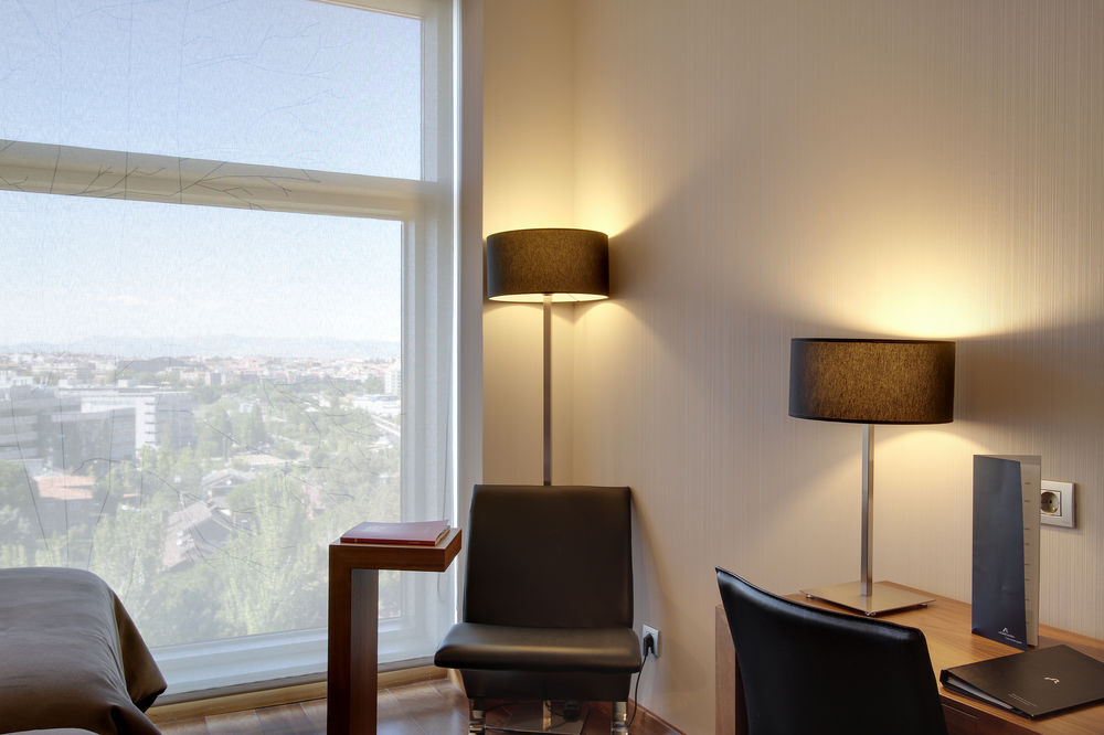 Eurostars Madrid Congress Hotel Алкобендас Екстериор снимка